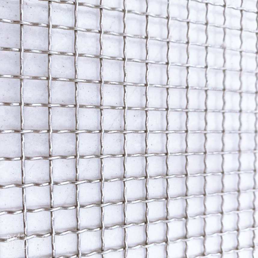 Crimped wire mesh