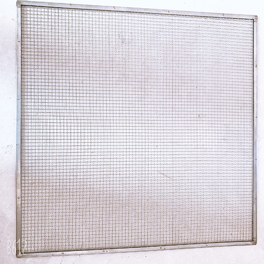 Crimped wire mesh